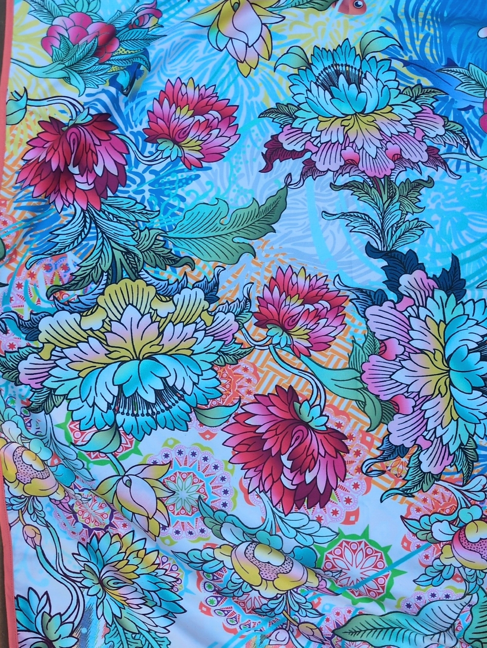 Johnny Was Pearce Wave Beach Towel And Bag - Picture 4 of 11